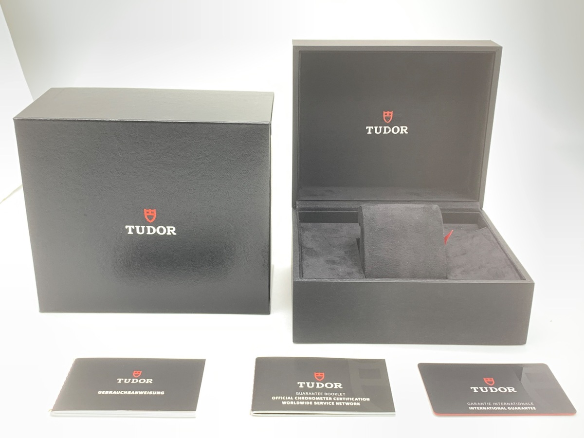 チューダー ブラックベイ クロノ ホワイト/ブラック 79360N ステンレススティール SSブレス