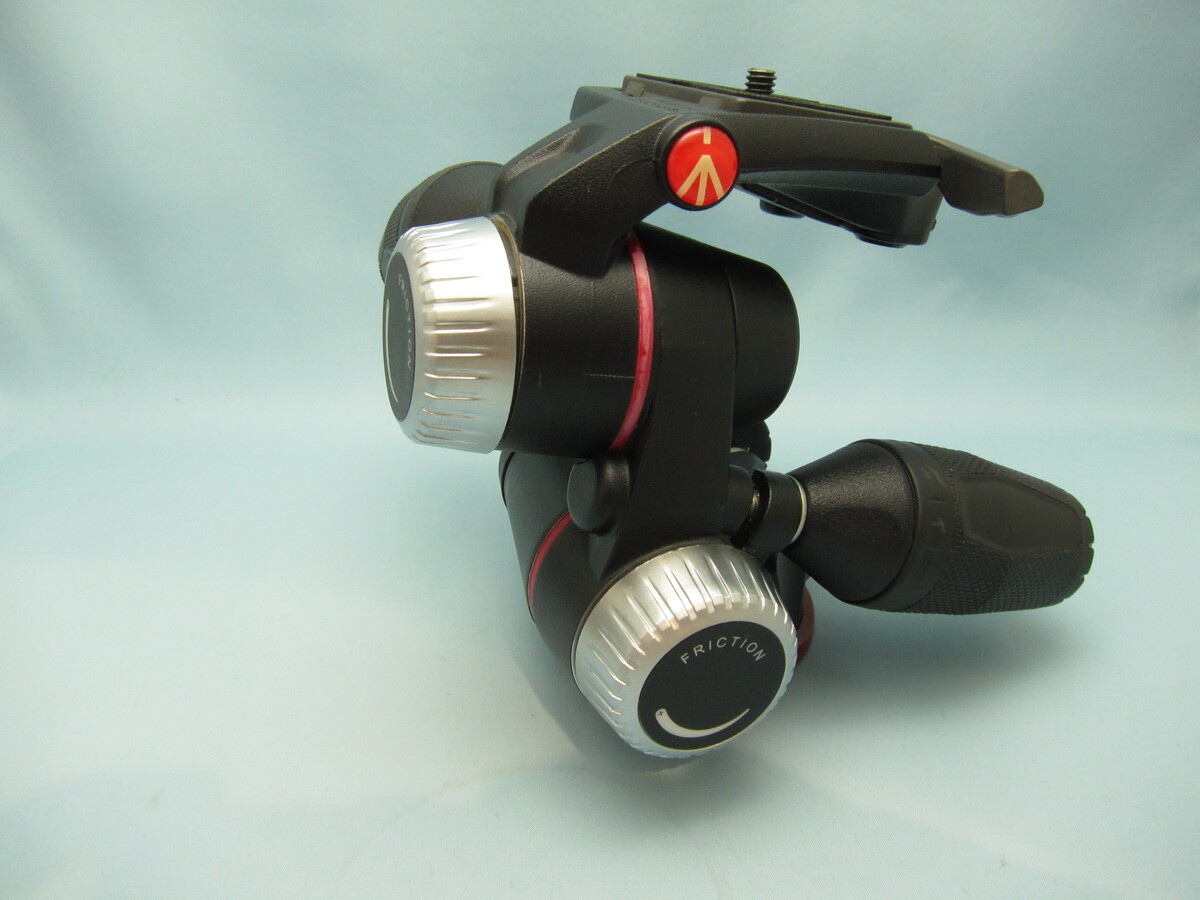 中古】マンフロット MHXPRO-3W XPRO3ウェイ雲台 クイックプレート付