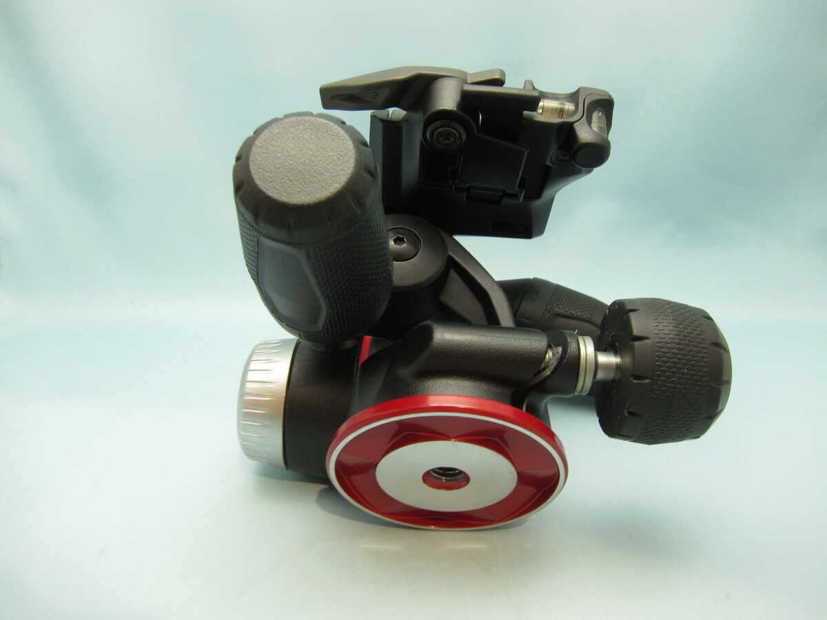 中古】マンフロット MHXPRO-3W XPRO3ウェイ雲台 クイックプレート付