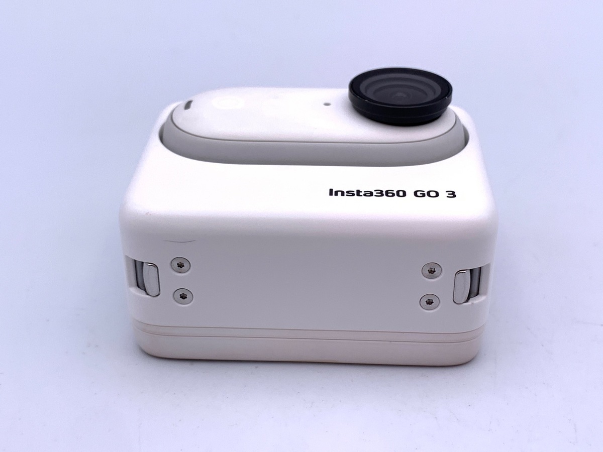 【中古】Insta360 GO 3（128GB）アークティックホワイト（CINSABKA_GO306）