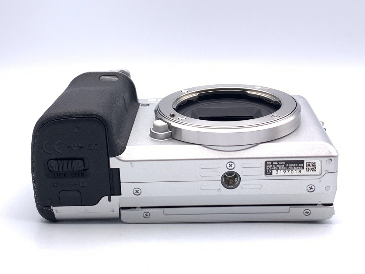 α6400 ボディ シルバー ILCE-6400【2420万画素】