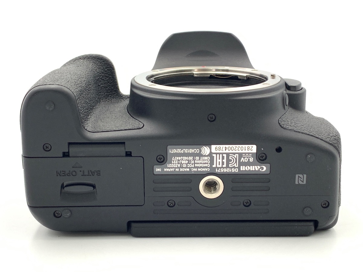 EOS Kiss X8i ボディ【2420万画素】
