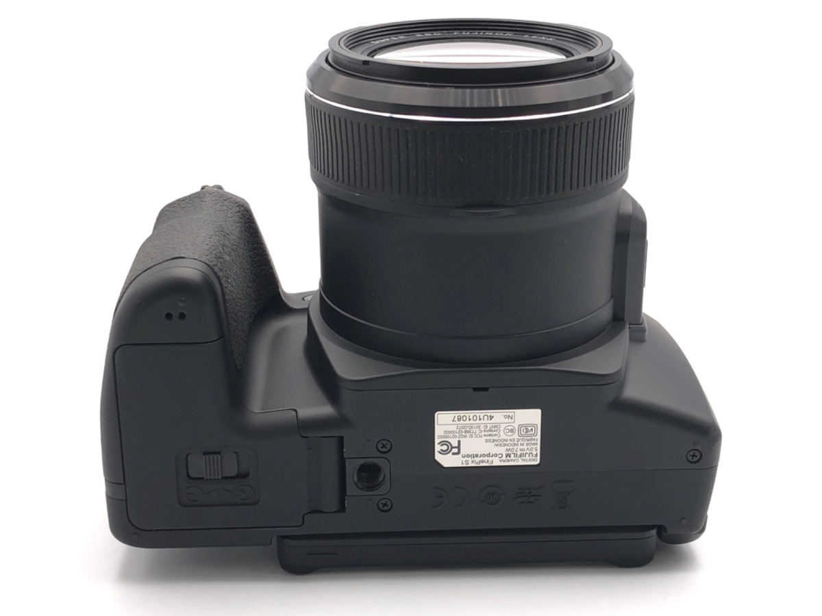 FinePix S1【1640万画素】