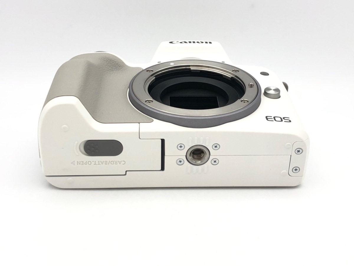 �L���m�� EOS Kiss M2 �{�f�B �z���C�g