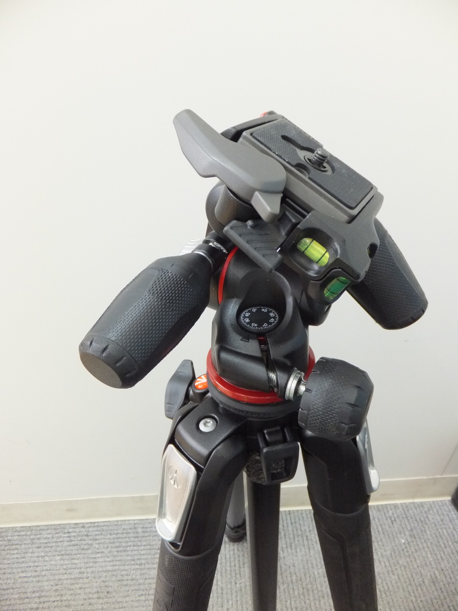 中古：A(美品)】マンフロット MK055XPRO3-3W 055プロ