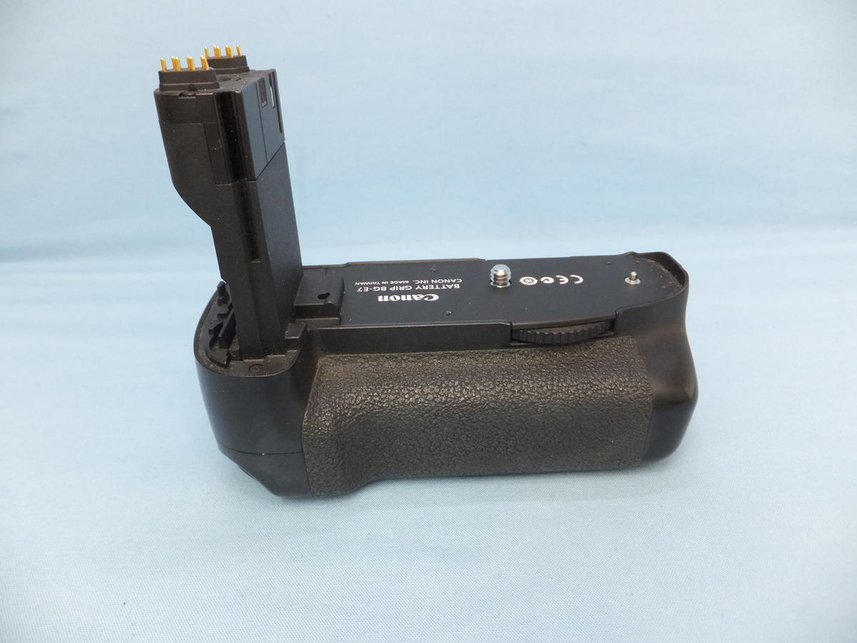 中古：B(並品)】キヤノン バッテリーグリップ BG-E7 | 2442990263153