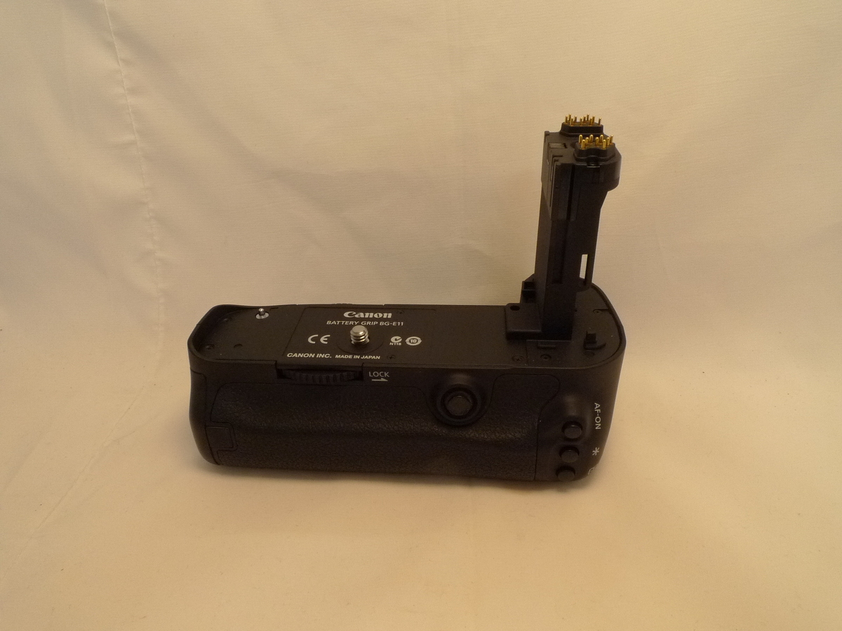 中古】キヤノン バッテリーグリップ BG-E11｜｜カメラのキタムラネット 