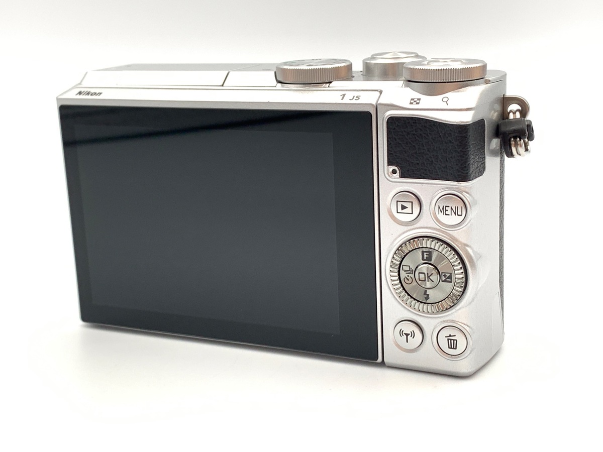 中古】ニコン Nikon1 J5 ボディ シルバー｜｜カメラのキタムラネット