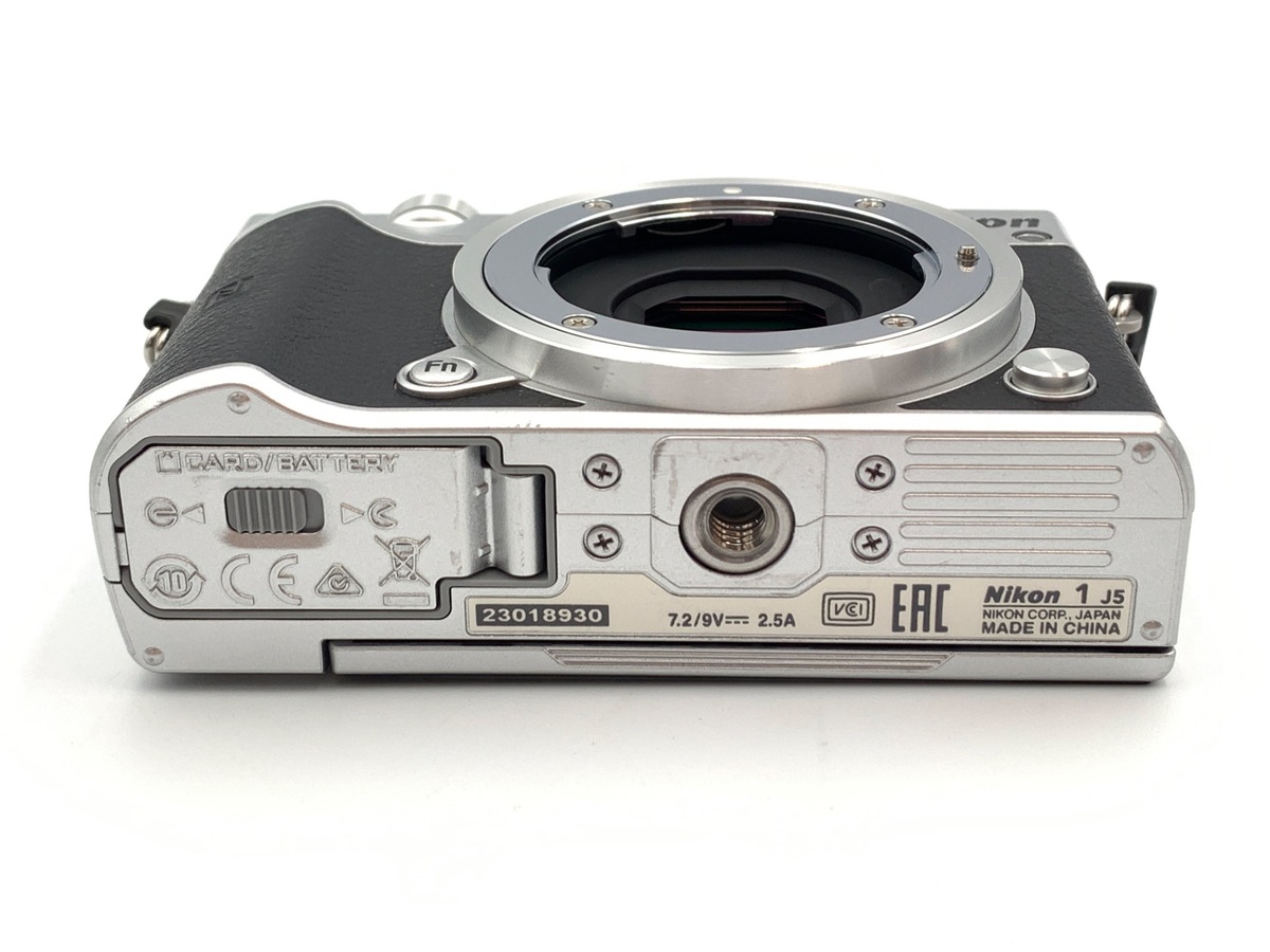 中古】ニコン Nikon1 J5 ボディ シルバー｜｜カメラのキタムラネット