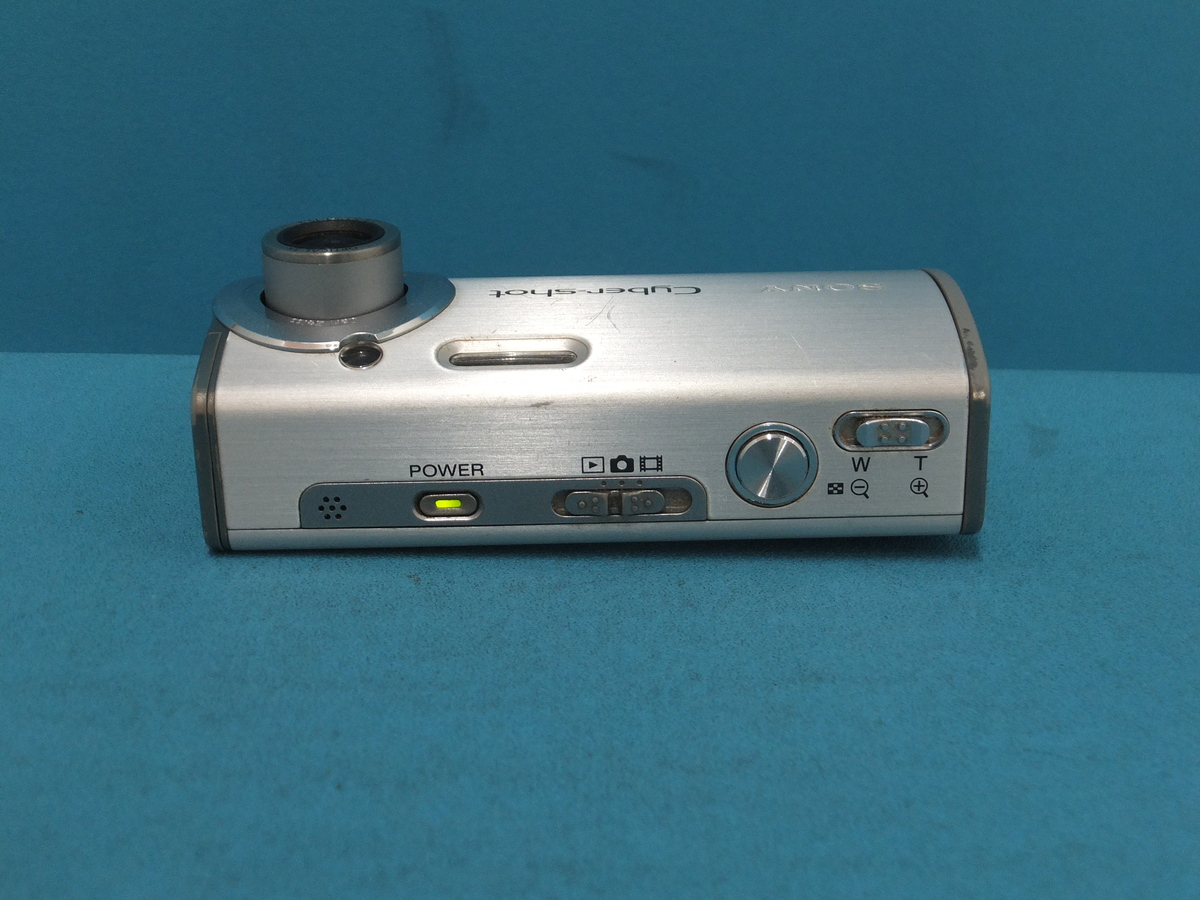 中古：B(並品)】ソニー（SONY）DSC-L1 シルバー【410万画素