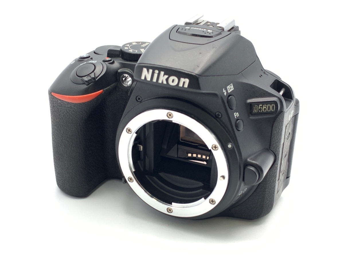 �j�R�� D5600 �{�f�B