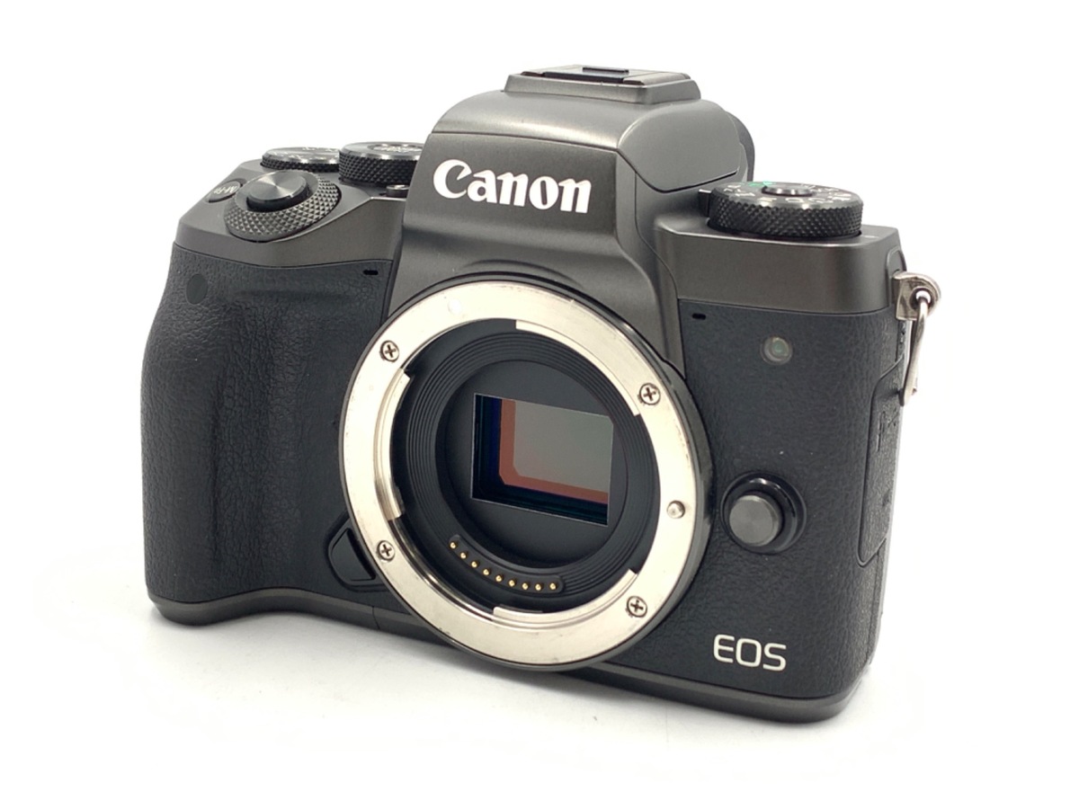 �L���m�� EOS M5 �{�f�B