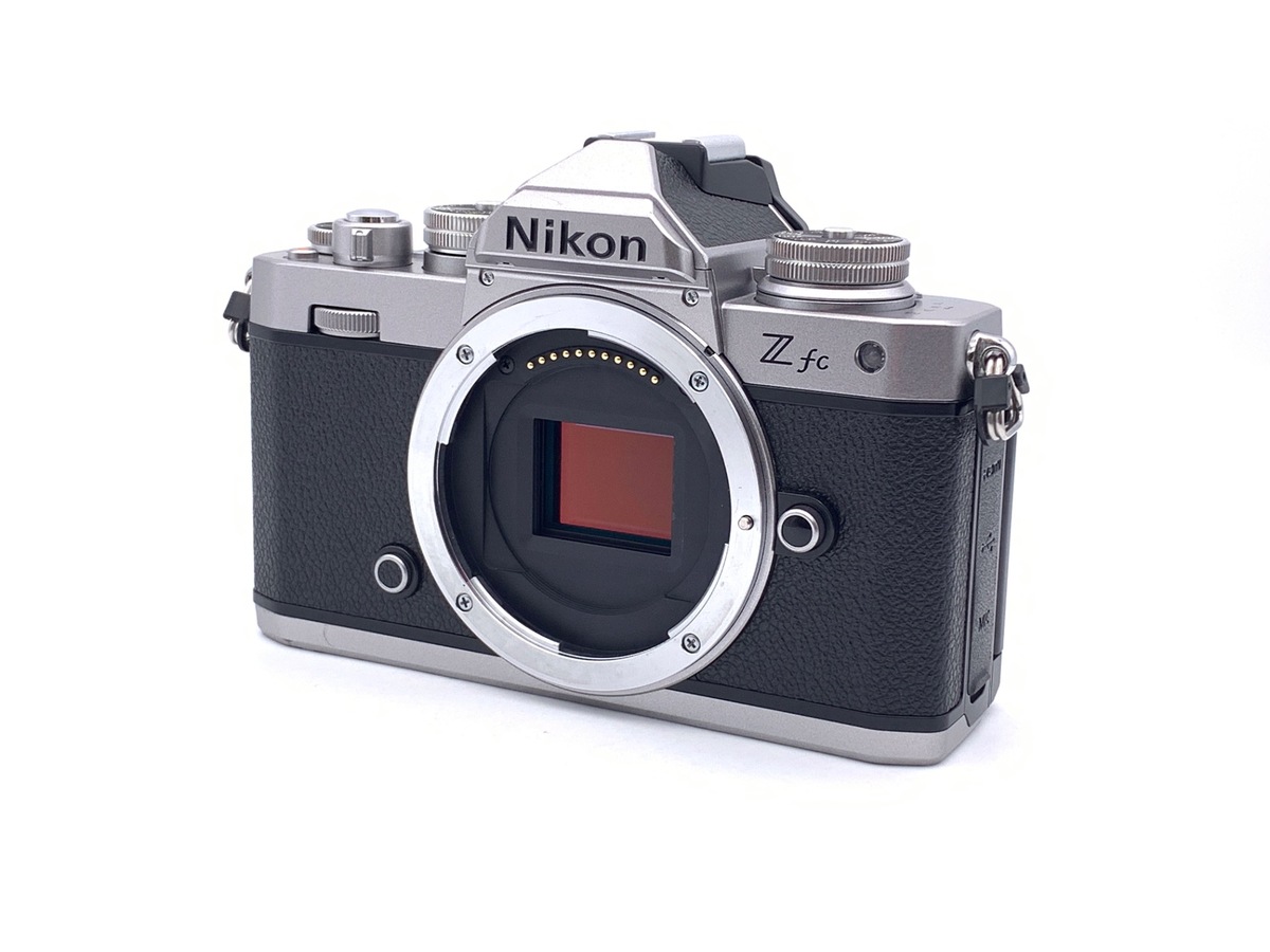 専用 NIKON Z fc ボディ シルバー  美品 4,244回 WW5569 専用 NIKON Z fc ボディ シルバー 美品 4,244回 WW5569 - メルカリ