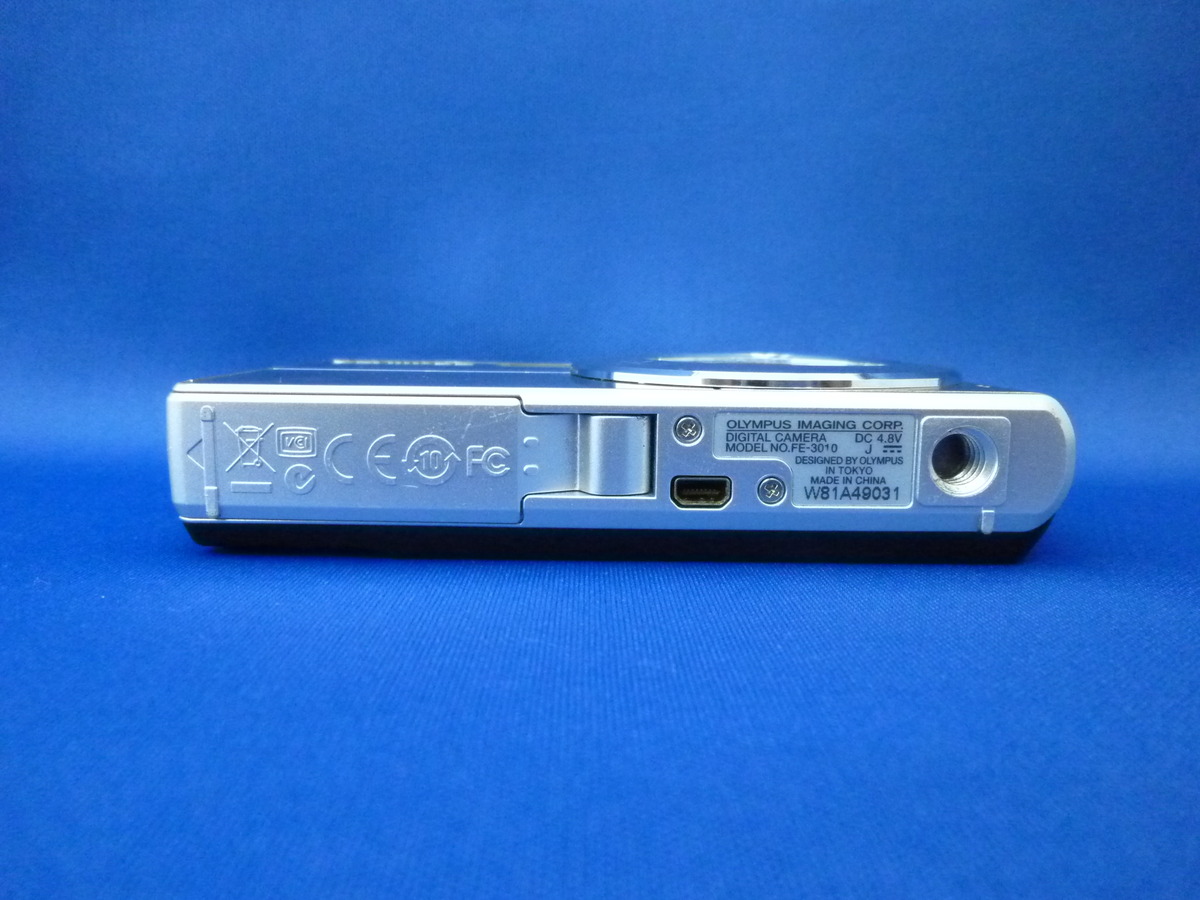 中古：B(並品)】オリンパス FE-3010 シルバー | 2443400008425