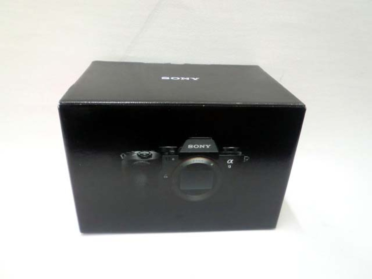 9 III {fB [ILCE-9M3]