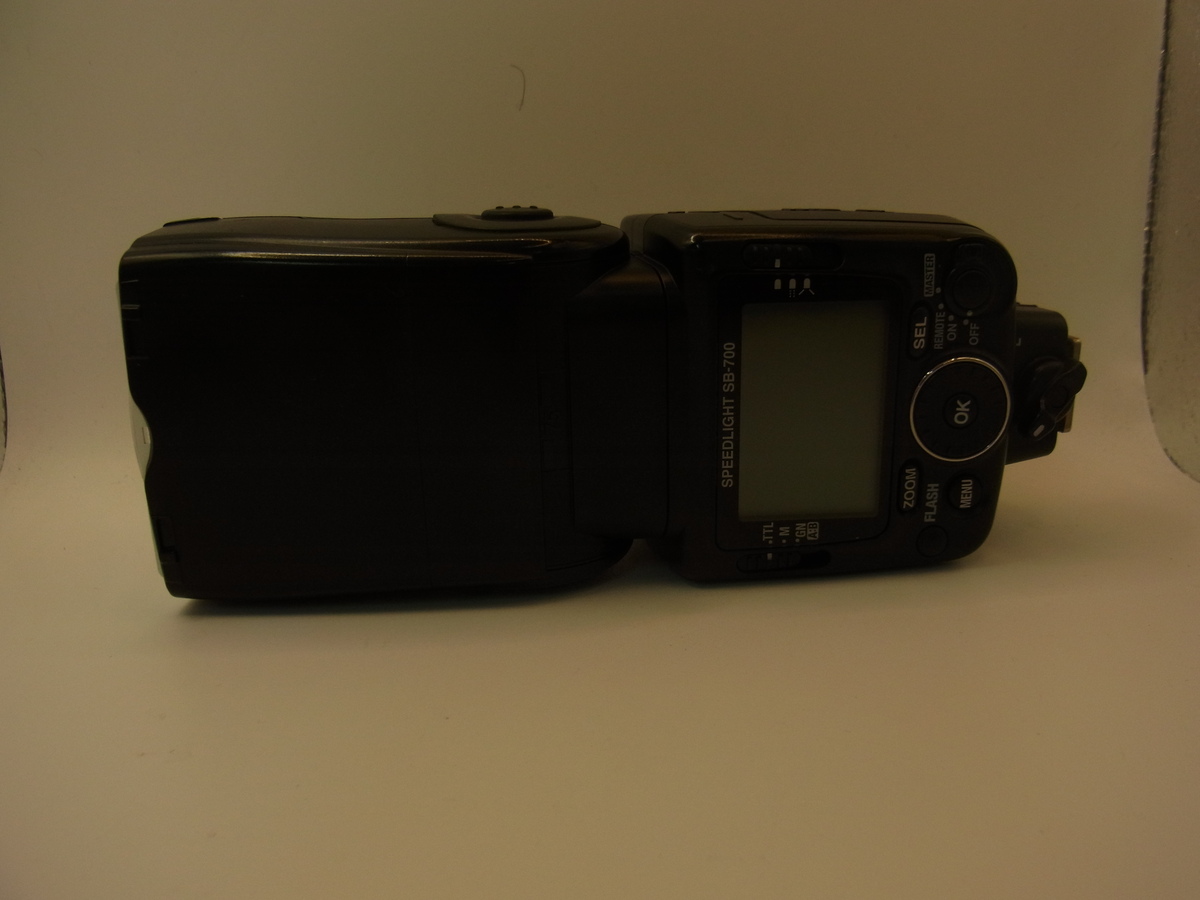 SB-700 ��߰��ײ�