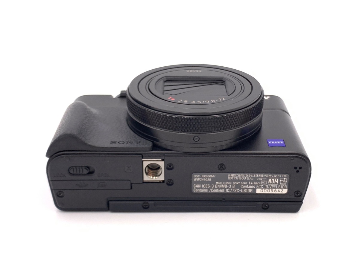 DSC-RX100M7�y2010����f�z