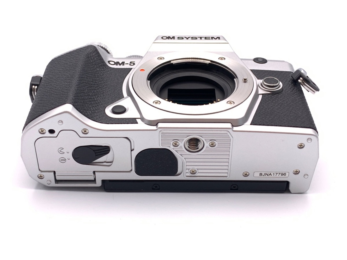 中古】OM SYSTEM OM-5 ボディ シルバー｜｜カメラのキタムラネットショップ