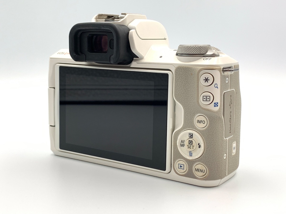 �L���m�� EOS Kiss M2 �{�f�B �z���C�g