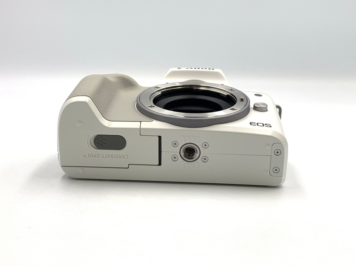 中古：AB(良品)】キヤノン EOS Kiss M2 ボディ ホワイト