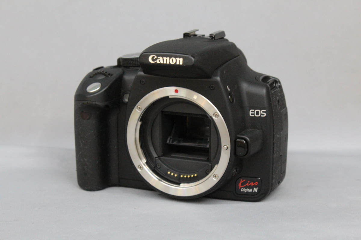 Canon EOS KISS デジタル N ブラック ボディ(中古品)