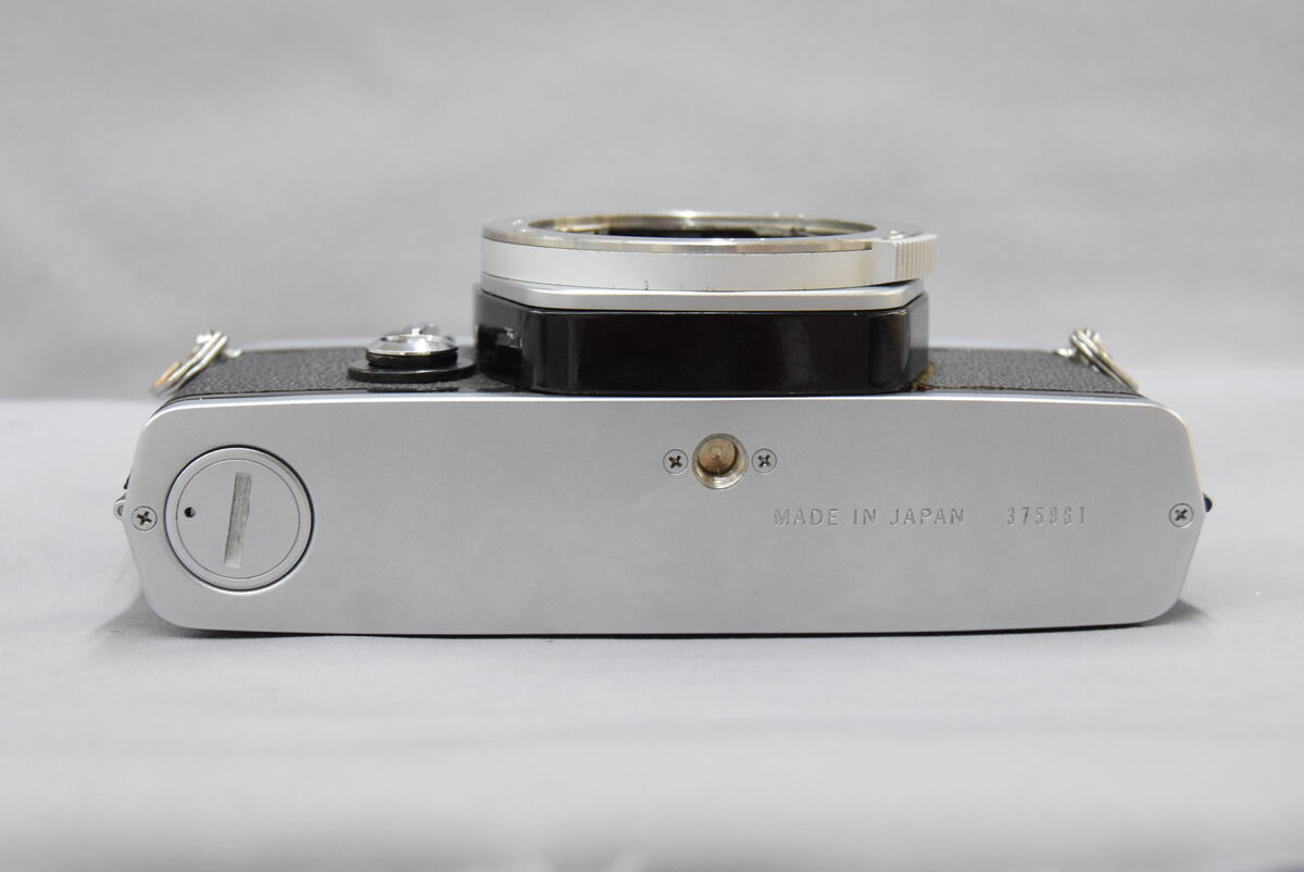 中古：C(やや難あり)】オリンパス OM-1 ボディ シルバー | 2443660092752