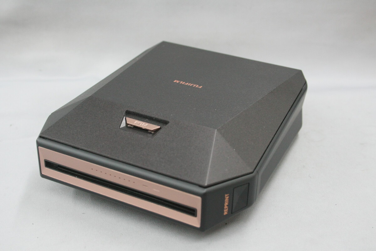 中古：A(美品)】フジフイルム スマホdeチェキ instax SHARE SP-3