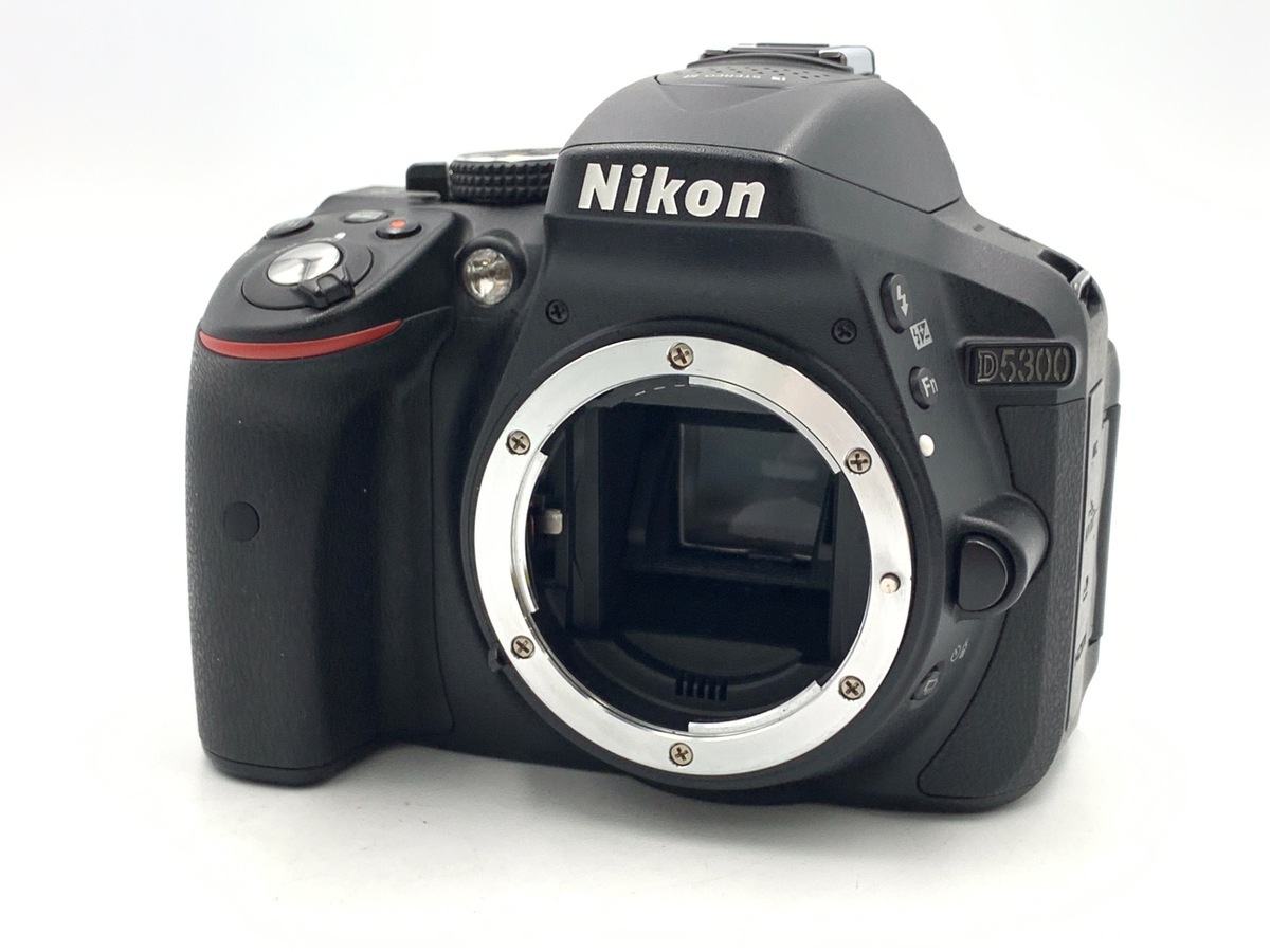 �j�R�� D5300 �{�f�B �u���b�N