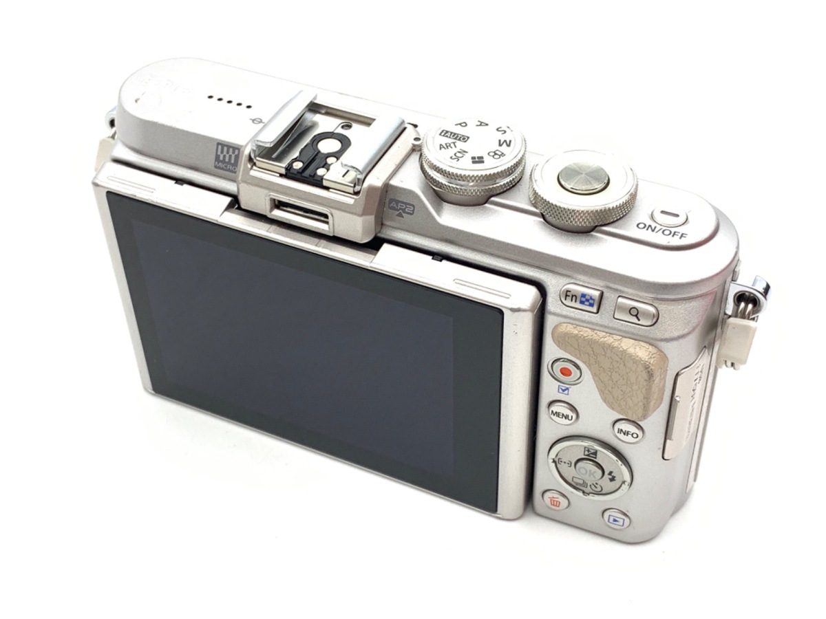 中古：B(並品)】オリンパス PEN E-PL8 ボディ ホワイト | 2443801381301