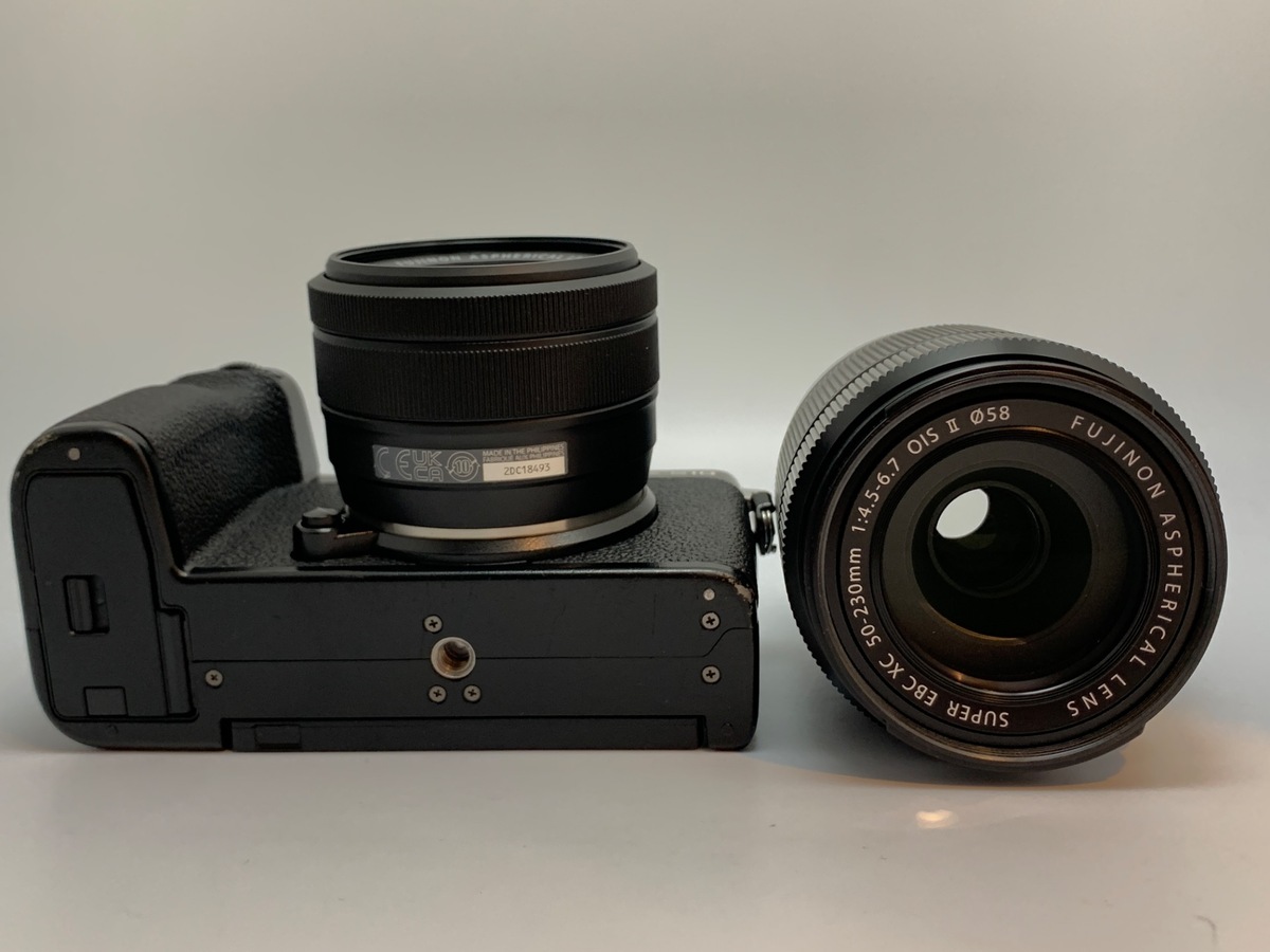 【中古】フジフイルム X-S10 ダブルズームレンズキット