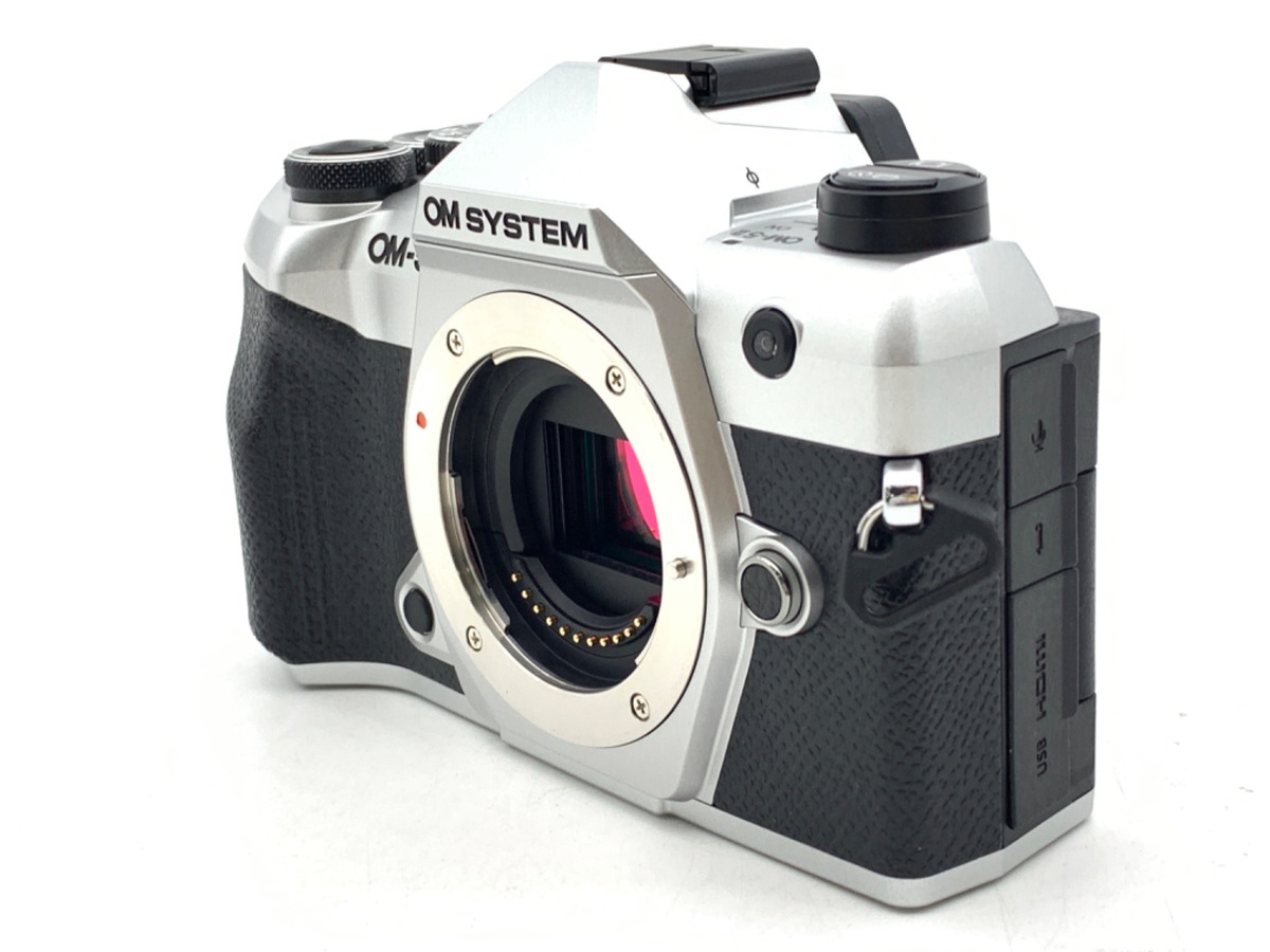 OLYMPUS - 新品 OM SYSTEM OM-5 シルバー ボディ 1年保証 正規店購入 新品)OM SYSTEM（オーエムシステム） OM-5 Mark II ボディ
