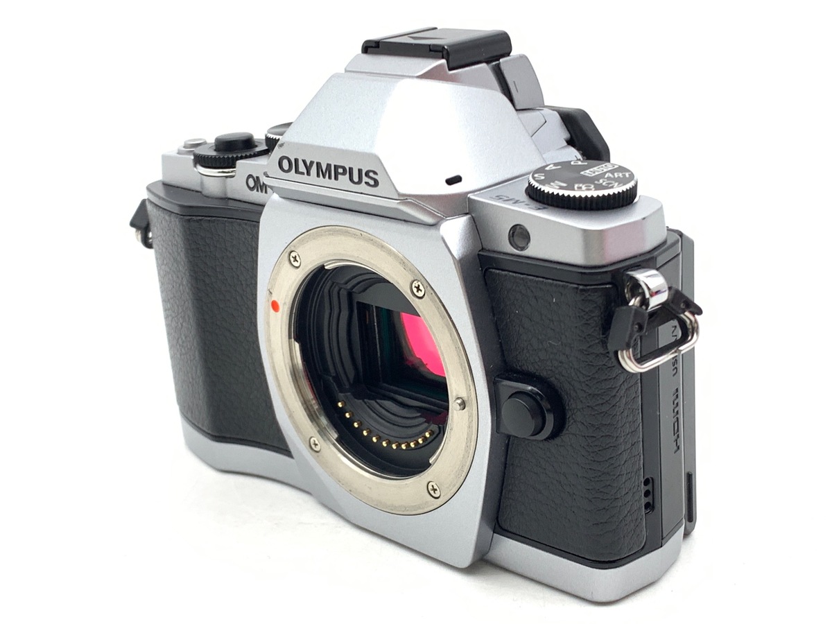 OLYMPUS OM-D E-M5 ボディ 中古価格比較 - 価格.com