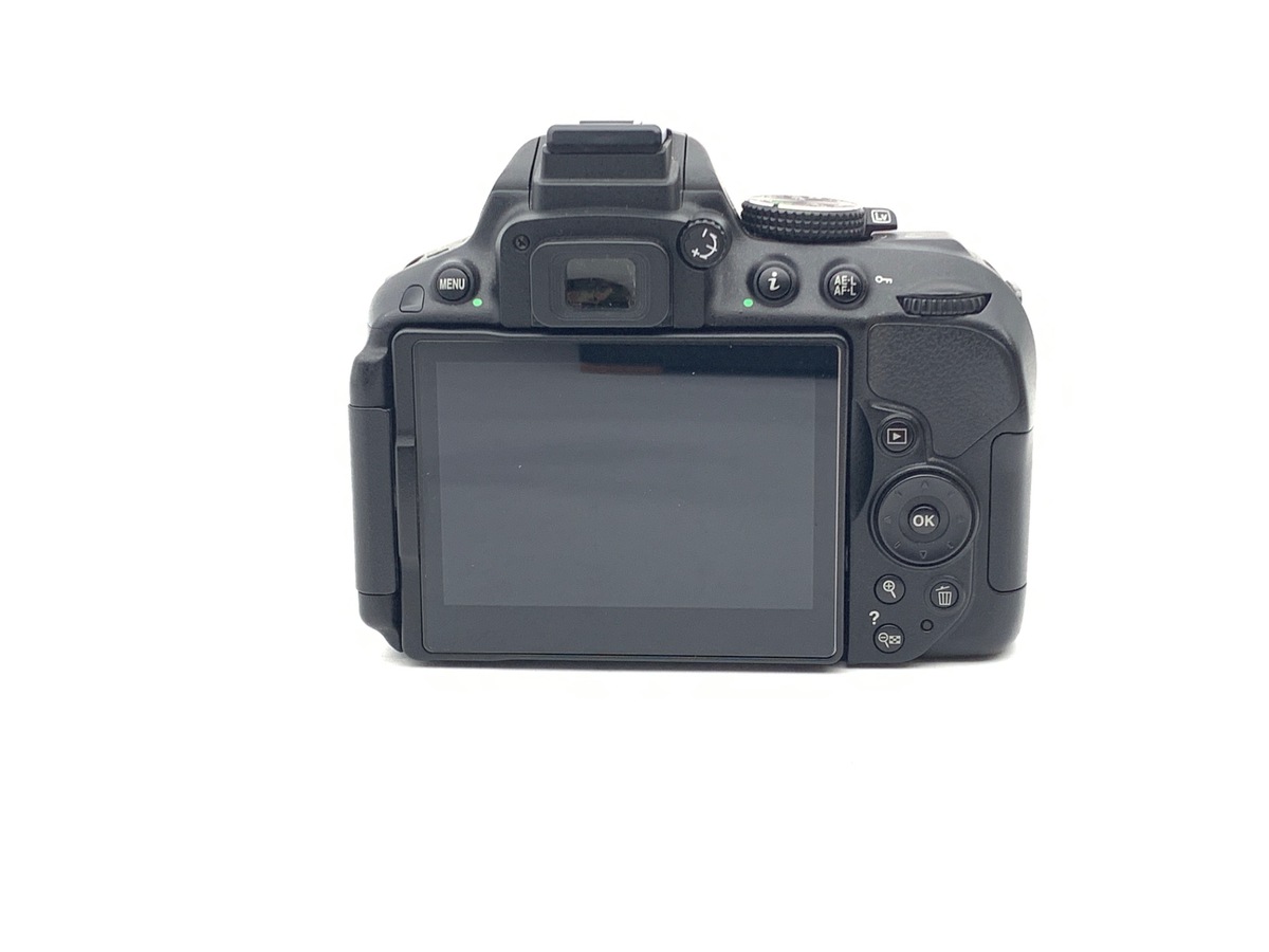 �j�R�� D5300 �{�f�B �u���b�N