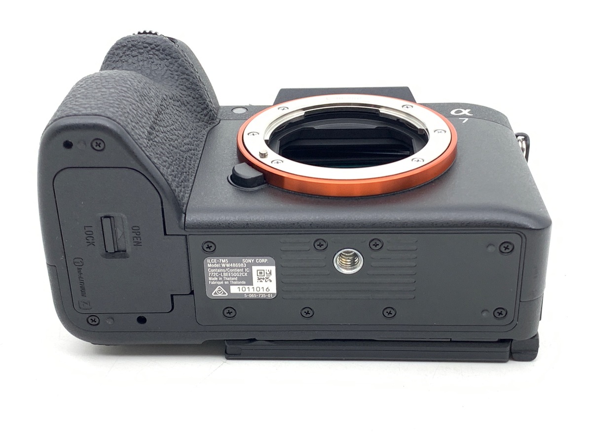 ��7 V ���ި [ILCE-7M5]