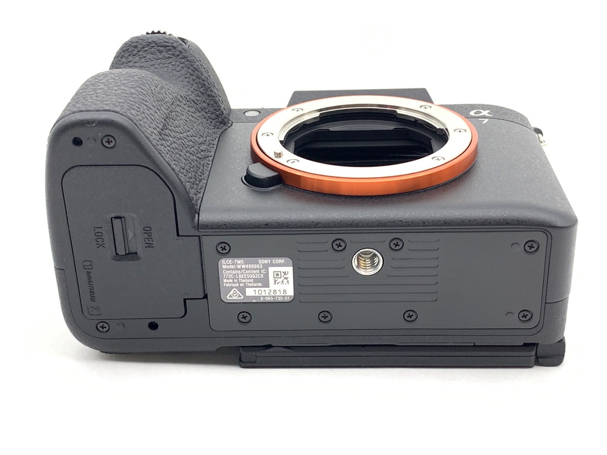 ��7 V ���ި [ILCE-7M5]