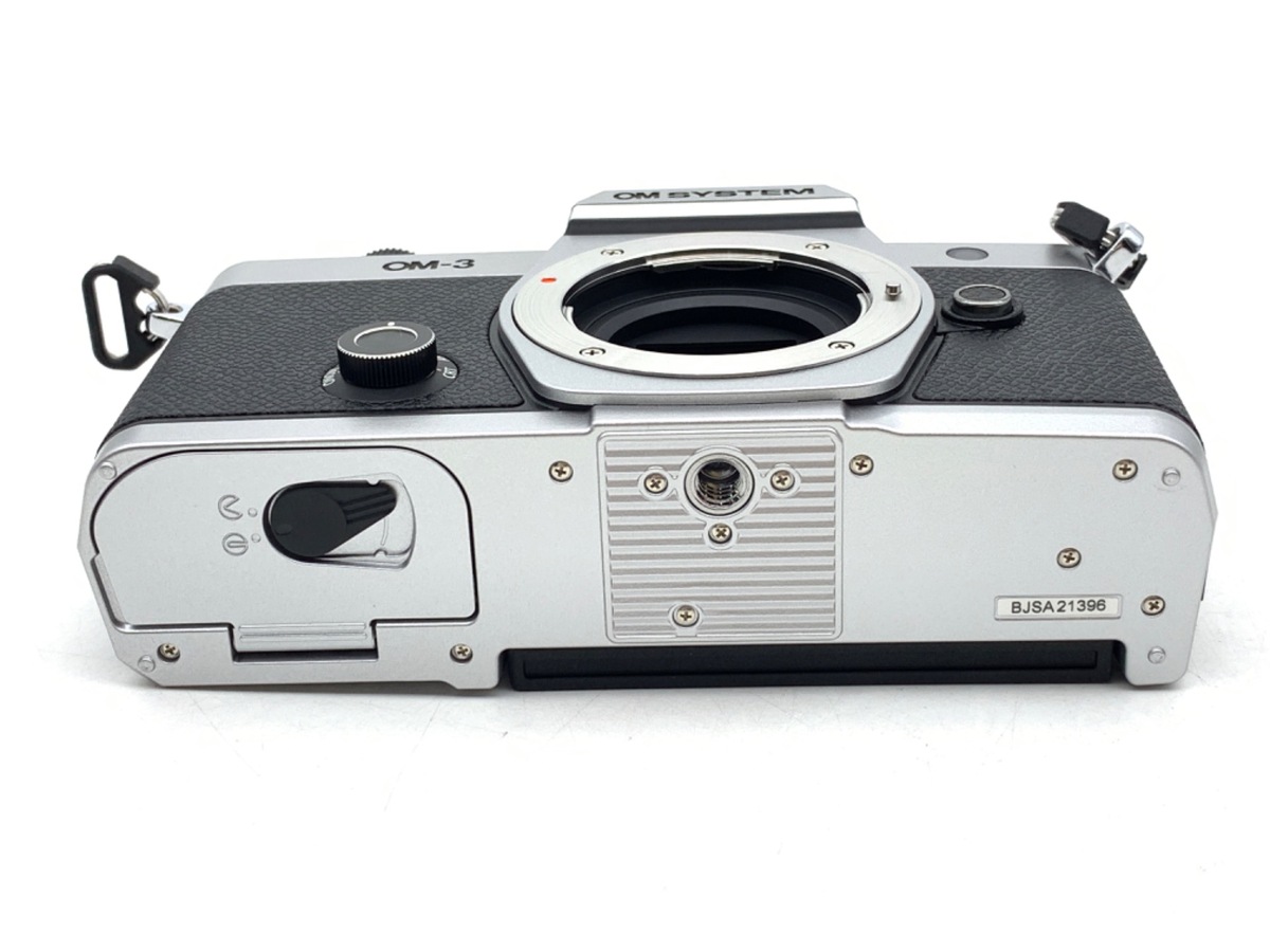 OM SYSTEM OM-3 �{�f�B