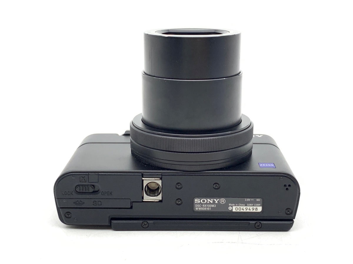 DSC-RX100M3�y2010����f�z
