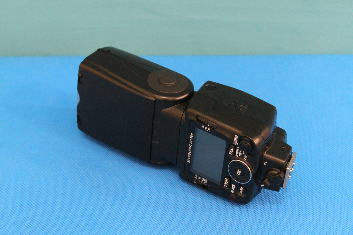 スピードライト SB-700 中古価格比較 - 価格.com