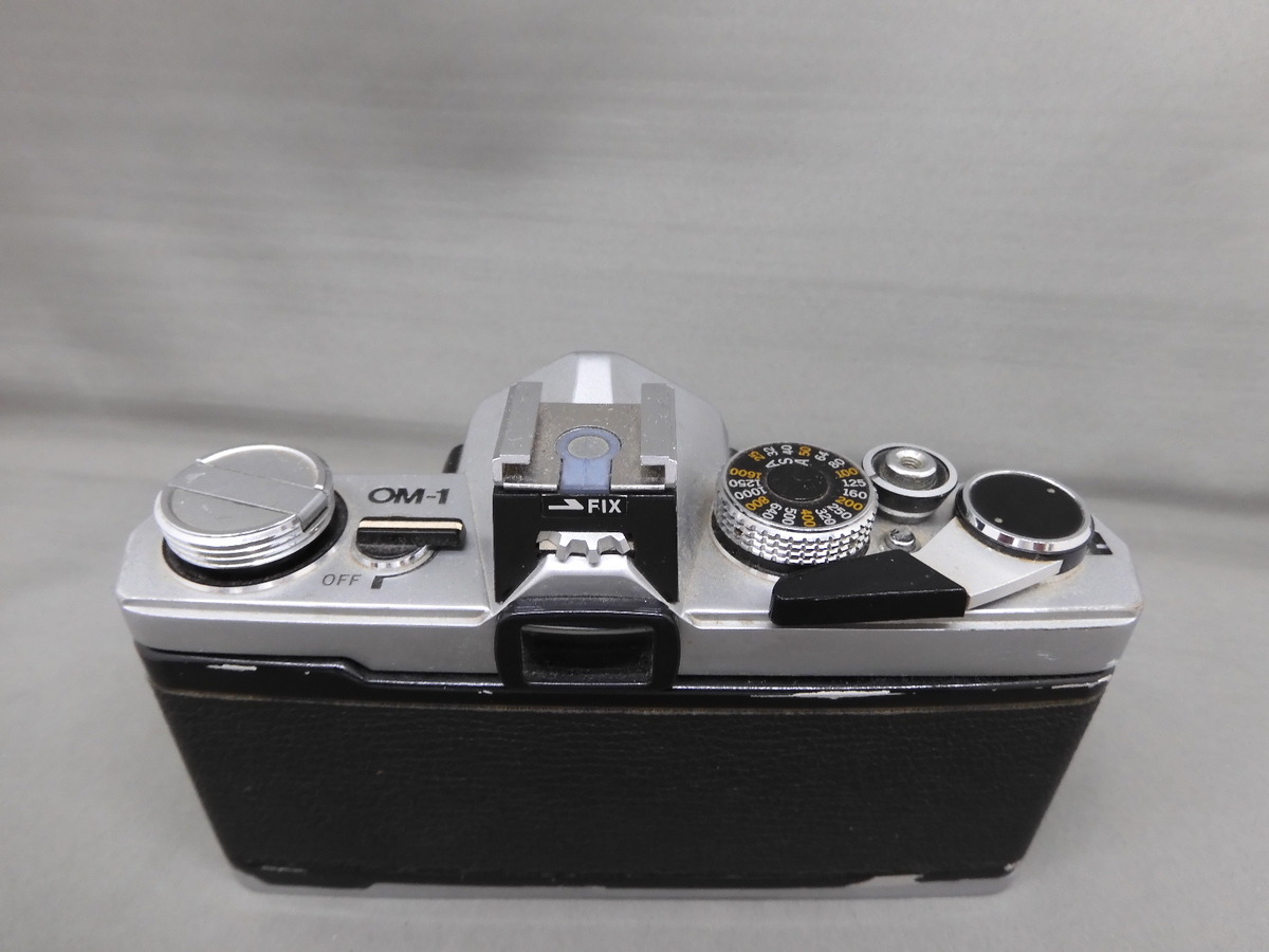 OLYMPUS OM-1 フィルムカメラ ボディ シルバー 低速シャッター難ありの