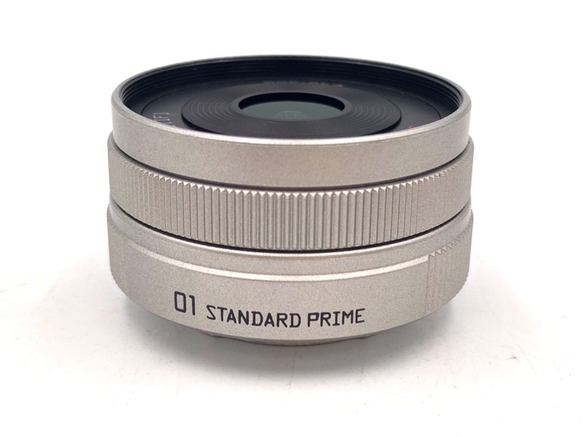 Q シリーズ 唯一の単焦点レンズ Q01 Standard Prime - Foto Anthem
