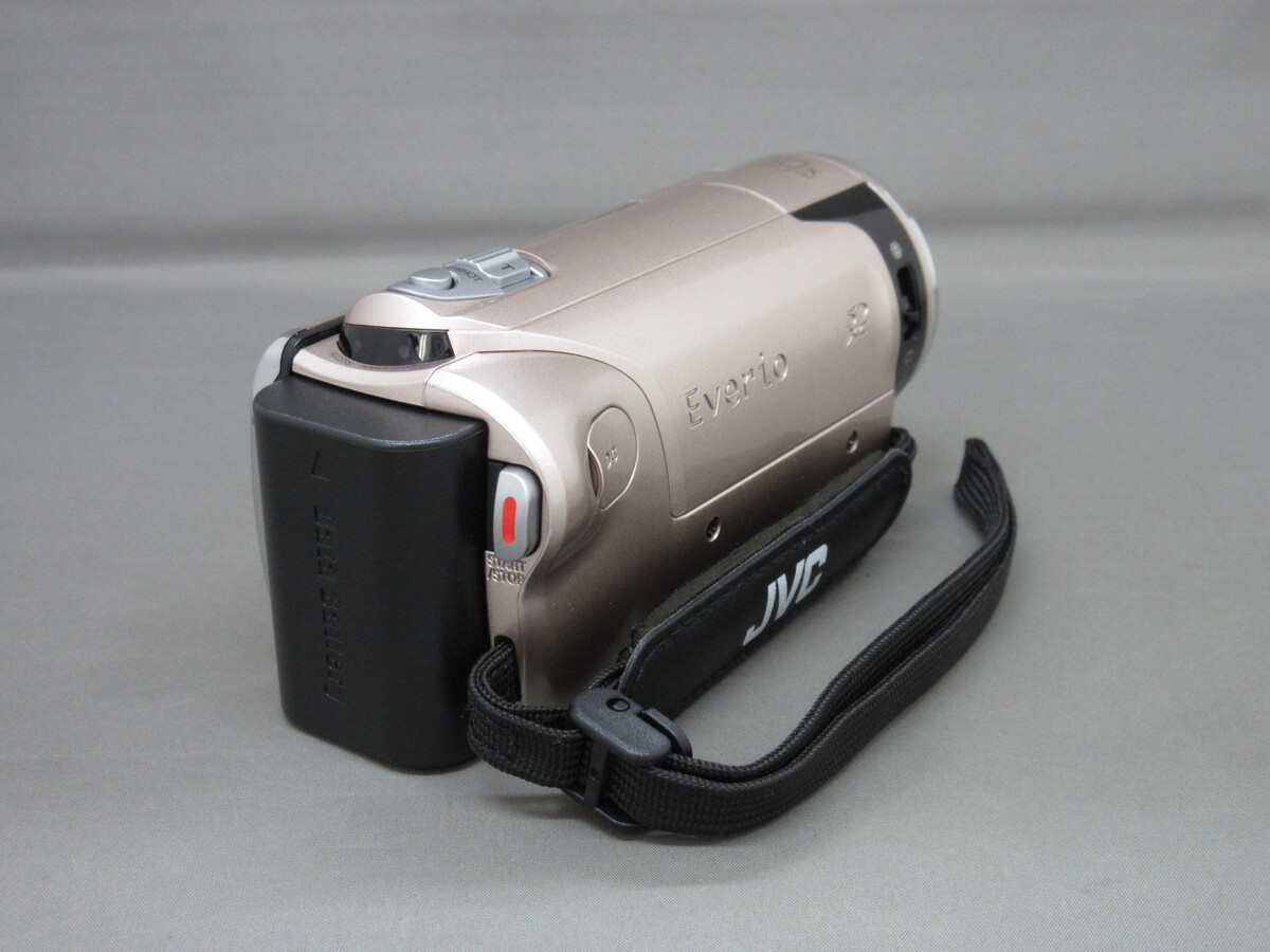 中古：AB(良品)】ビクター Everio GZ-HM670-N ピンクゴールド
