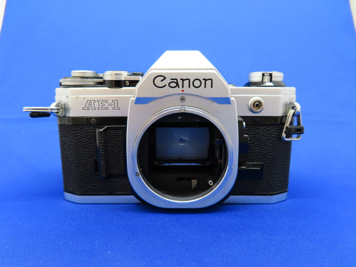 Canon AE-1 シルバー 一眼レフカメラ #21 Canon AE-1 シルバー 一眼レフカメラ #21
