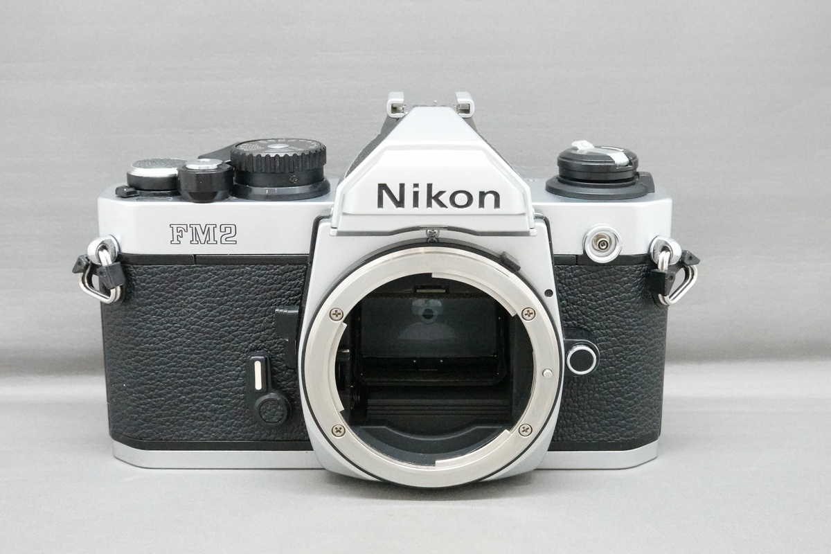 New FM2 Body �V���o�[