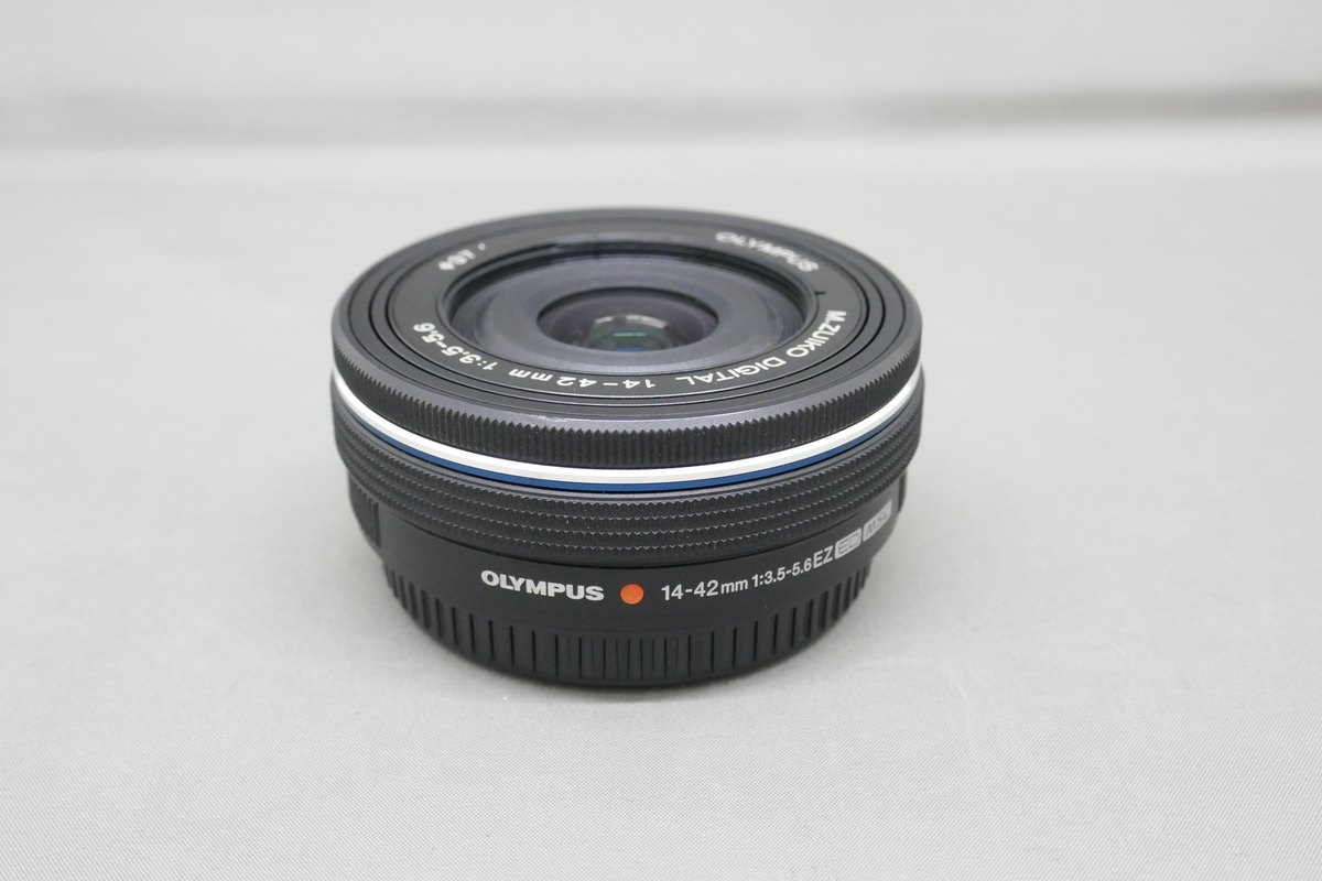 ■ほぼ新品■ M.ZUIKO オリンパス ED 14-42mm EZ OM SYSTEM M.ZUIKO DIGITAL ED 14-42mm F3.5-5.6 EZ｜ボディキャップが