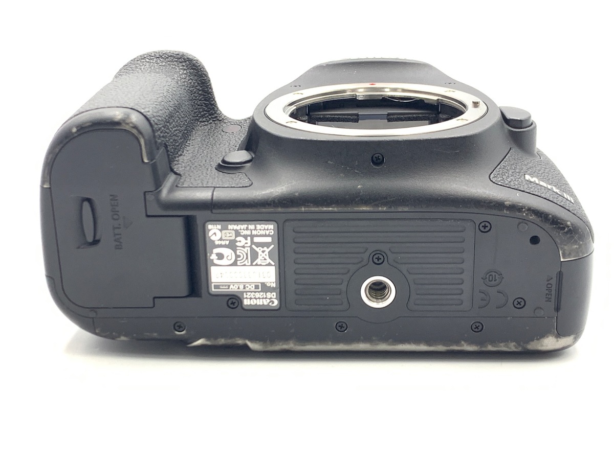 �L���m�� EOS 5D MarkIII �{�f�B