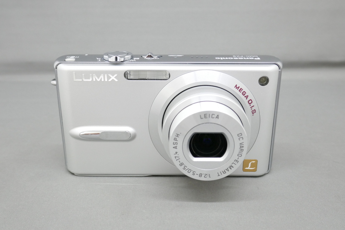 DMC-FX9 シルキーシルバー【600万画素】