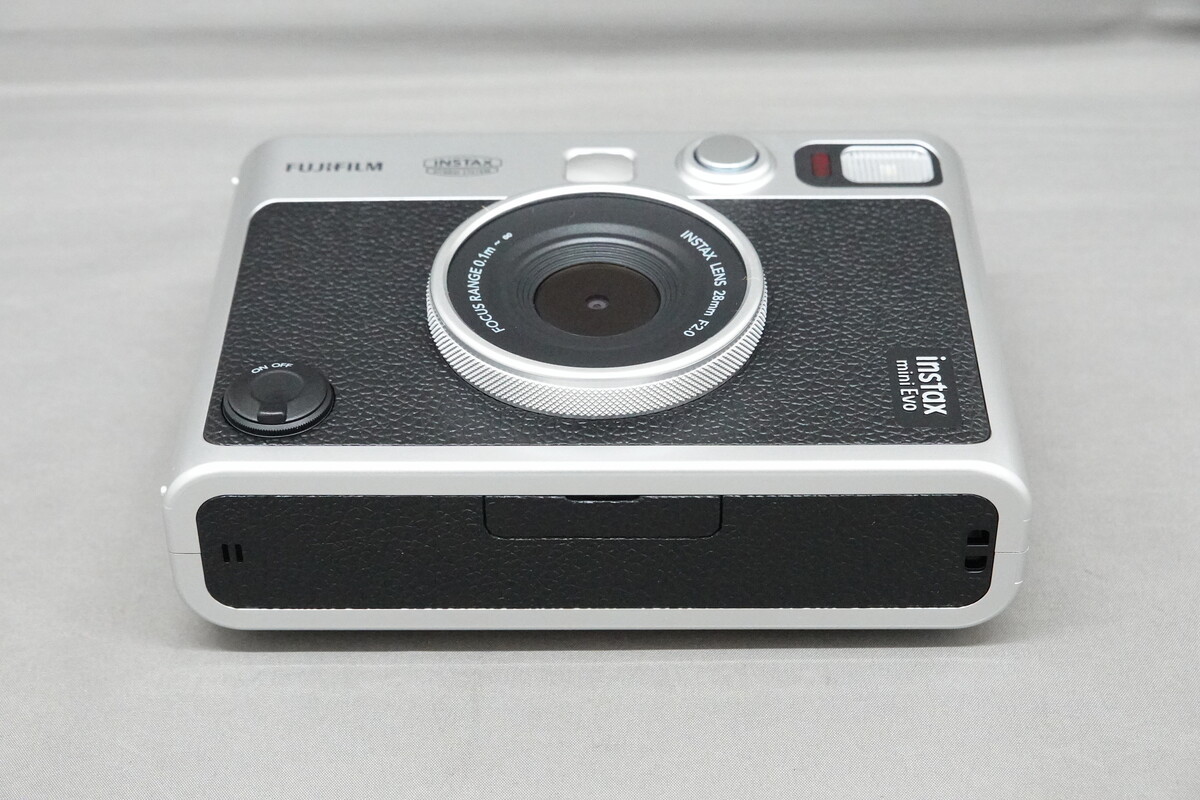 中古】フジフイルム インスタントカメラ instax mini Evo 「チェキ
