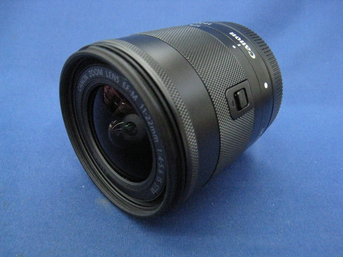 KissM本体＋SigmaF1.4.16mm+EF-M11-22mm等一式　中古 KissM本体＋SigmaF1.4.16mm+EF-M11-22mm等一式 中古 （中古
