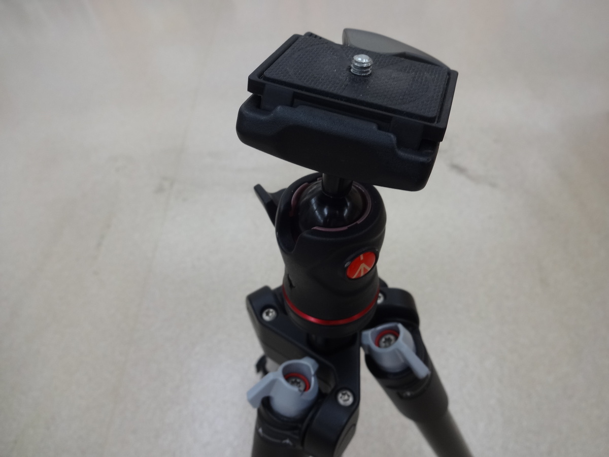 Manfrotto - 【中古】(マンフロット) Manfrotto MKBFRA4-BH アルミサンキヤクボールウンダイキツト 中古】マンフロット MKBFRA4-BH Befree アルミニウム三脚ボール