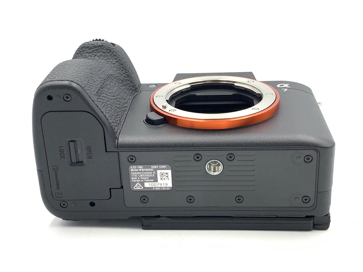 ��7 V ���ި [ILCE-7M5]